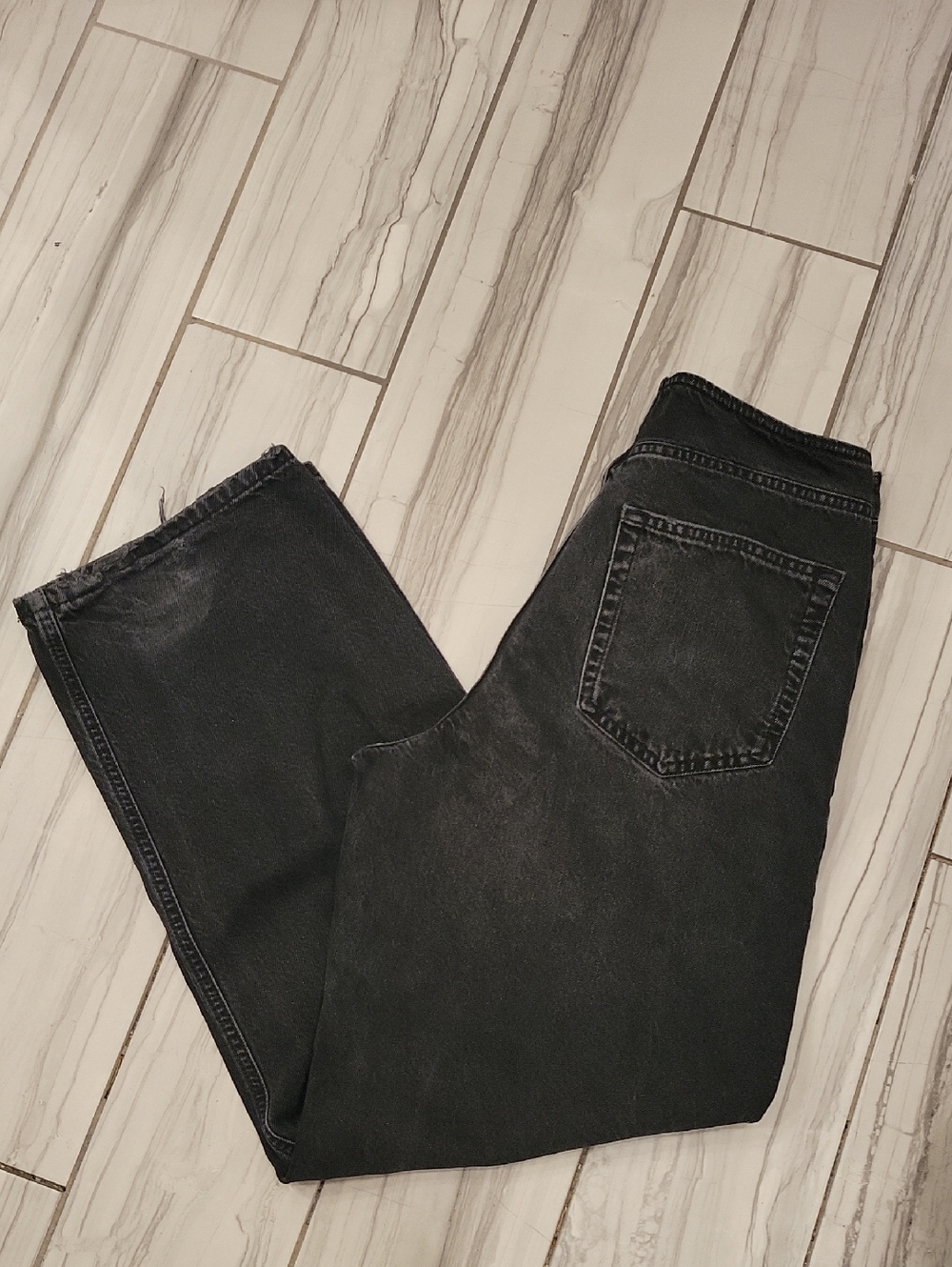 BDG Women's Washed Black Relaxed Jeans